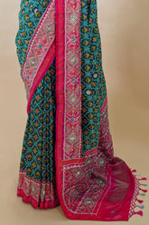 Dark Green Silk Traditional Woven Saree with Contrast Border and Pallu - green silk saree