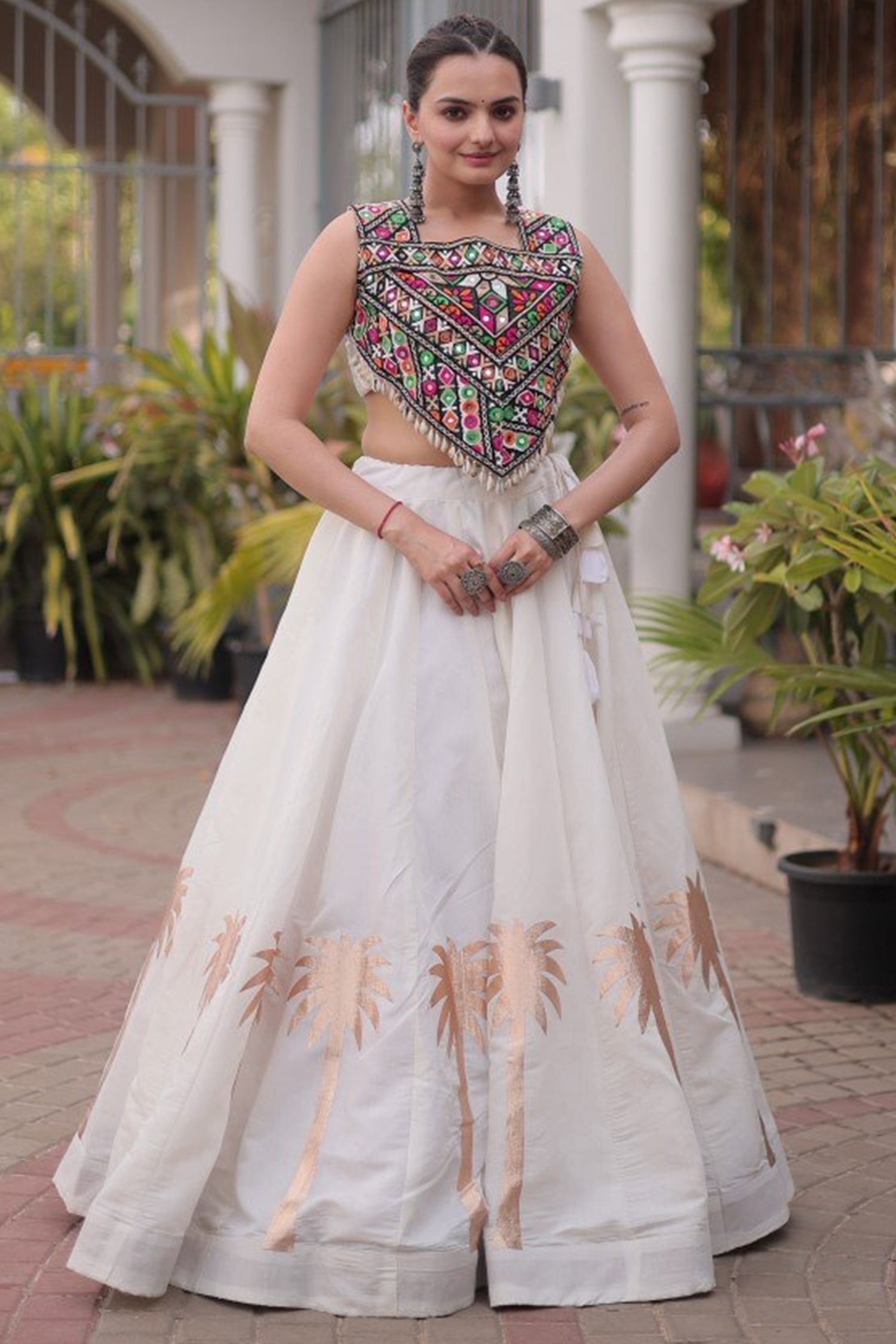 White Cotton Kachchi Mirror Worked Chaniya Choli