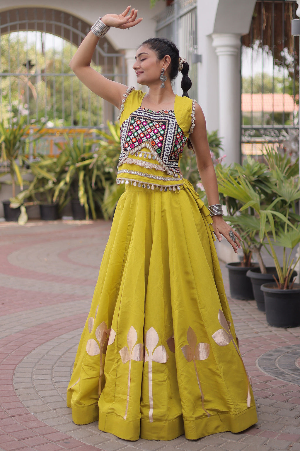Parrot Green Art Silk Kachchi Mirror Worked Chaniya Choli