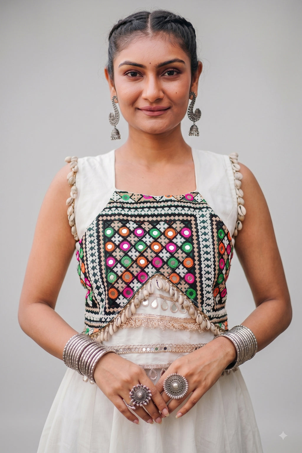 White Art Silk Kachchi Mirror Worked Chaniya Choli