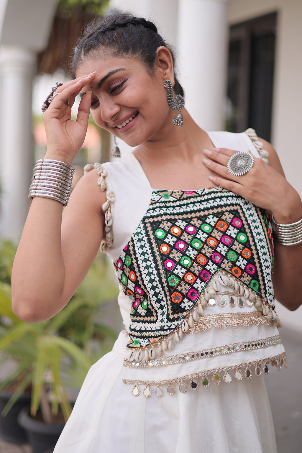 White Art Silk Kachchi Mirror Worked Chaniya Choli