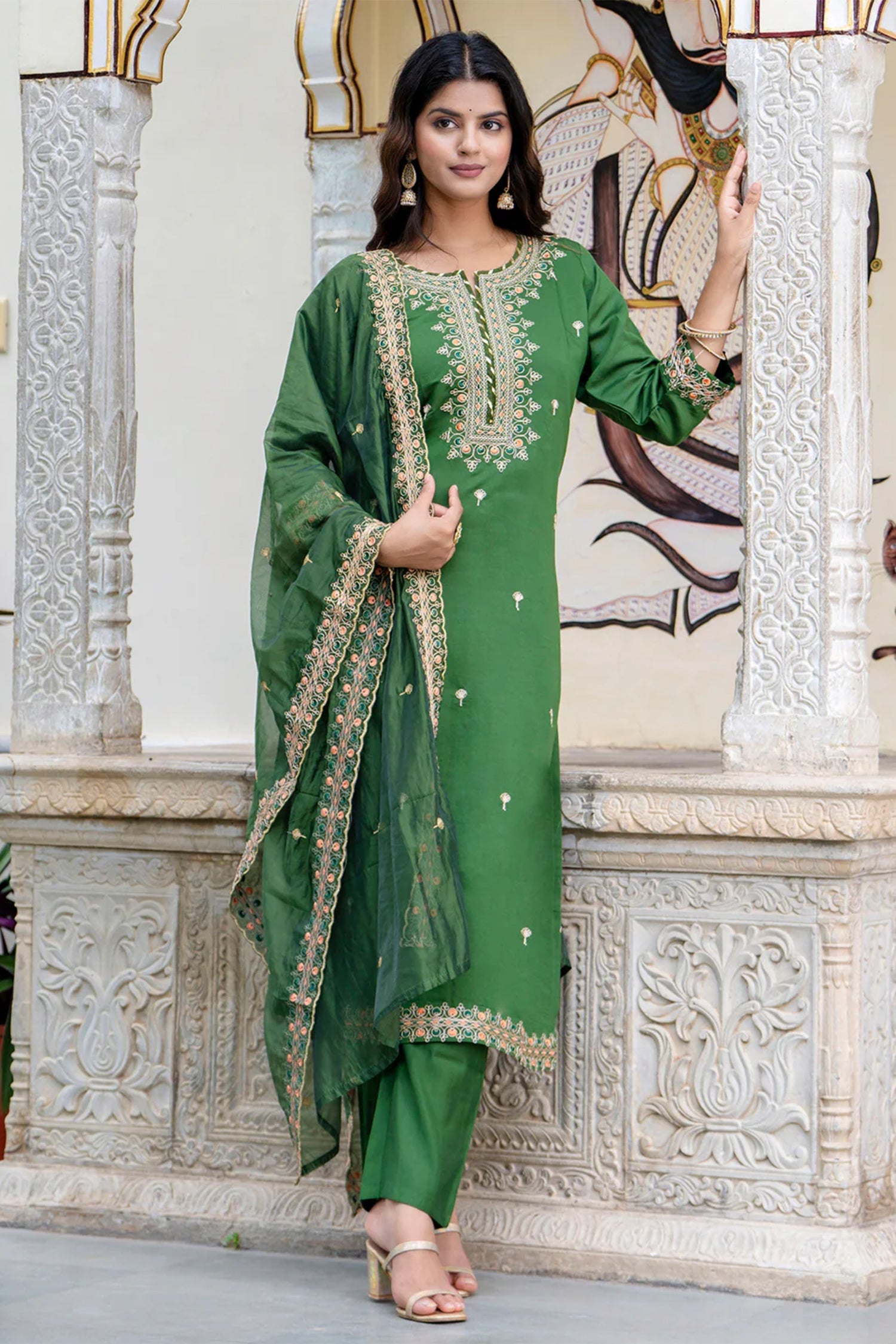 Green Silk Embroidered Straight Cut Kurti Set