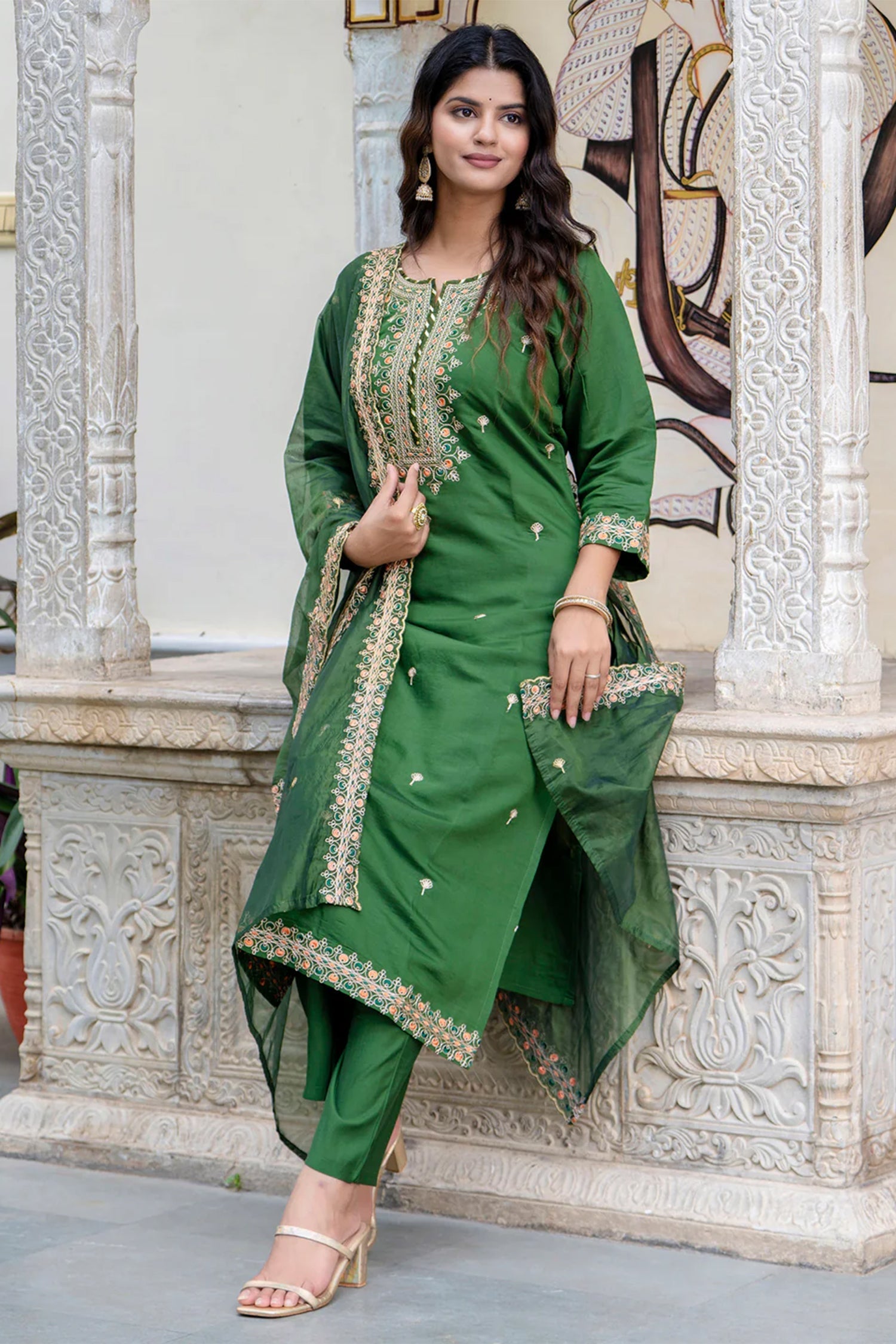 Green Silk Embroidered Straight Cut Kurti Set