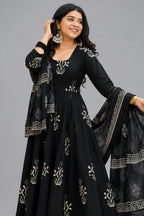 Black Cotton Floral Printed Flared Kurti Set - red cotton saree