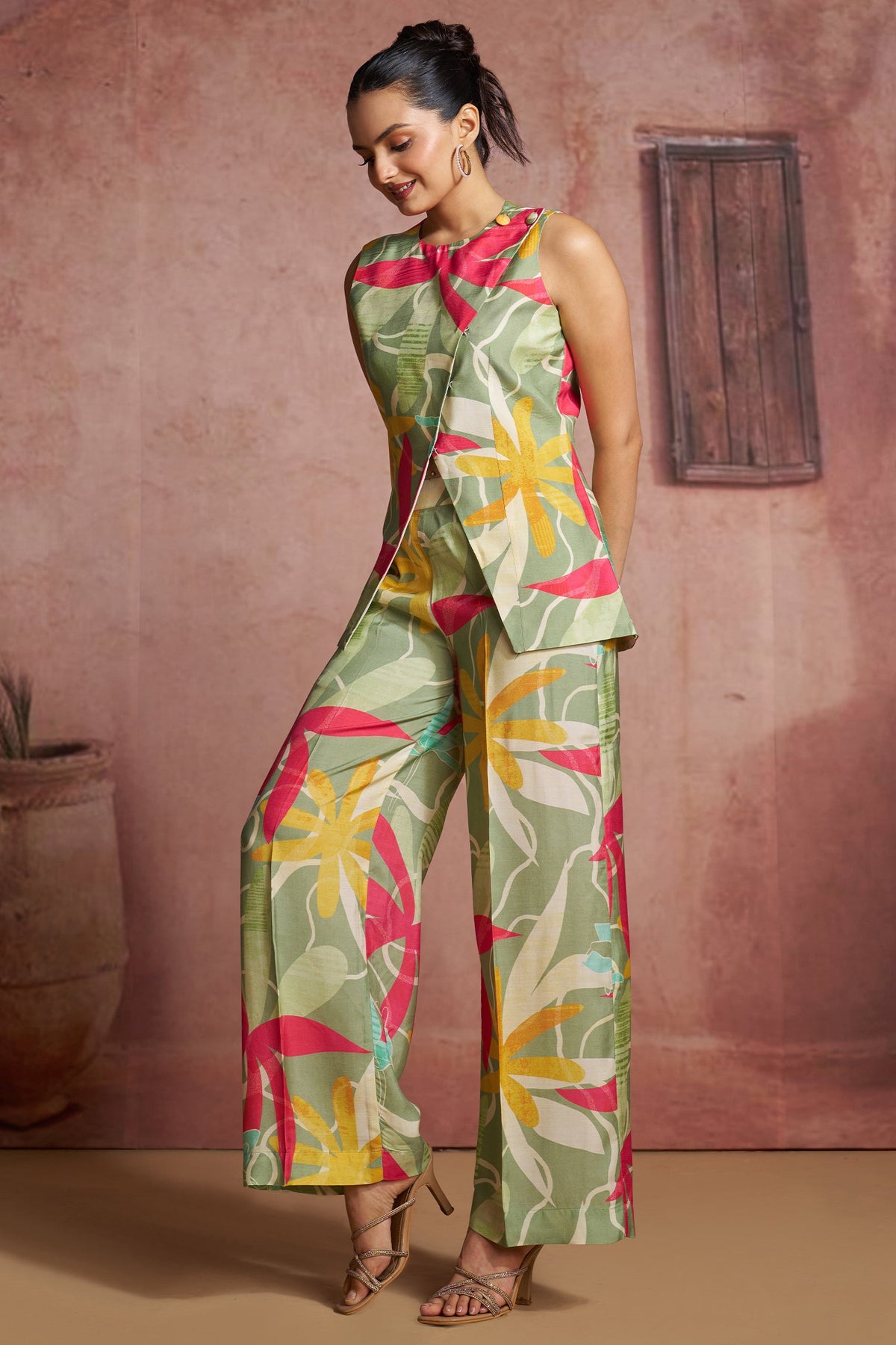Green Muslin Silk Printed Co-Ord Set - green silk saree