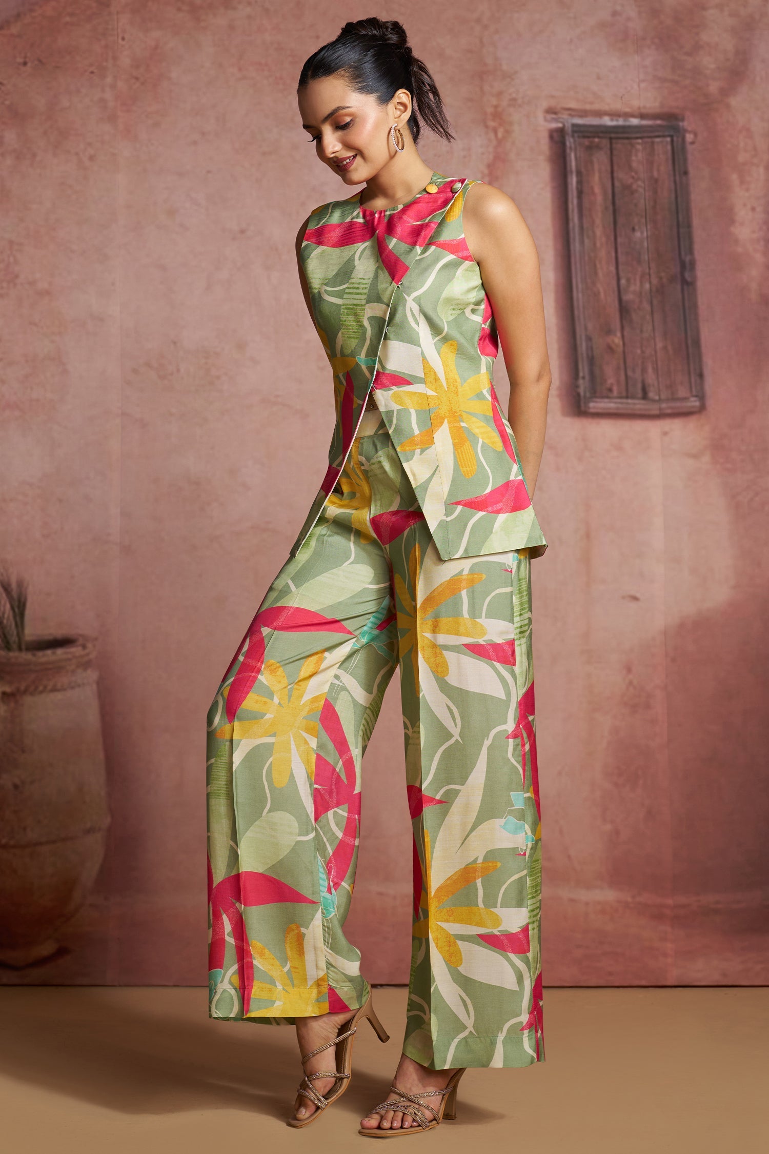 Green Muslin Silk Printed Co-Ord Set - green silk saree
