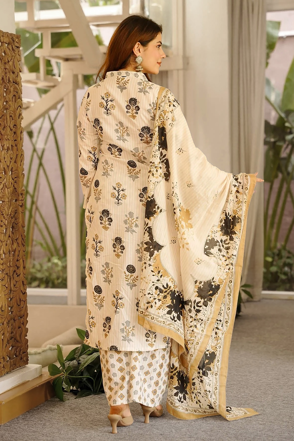 Ivory & Onyx Artisan Botanical Printed Cotton Kurti Set