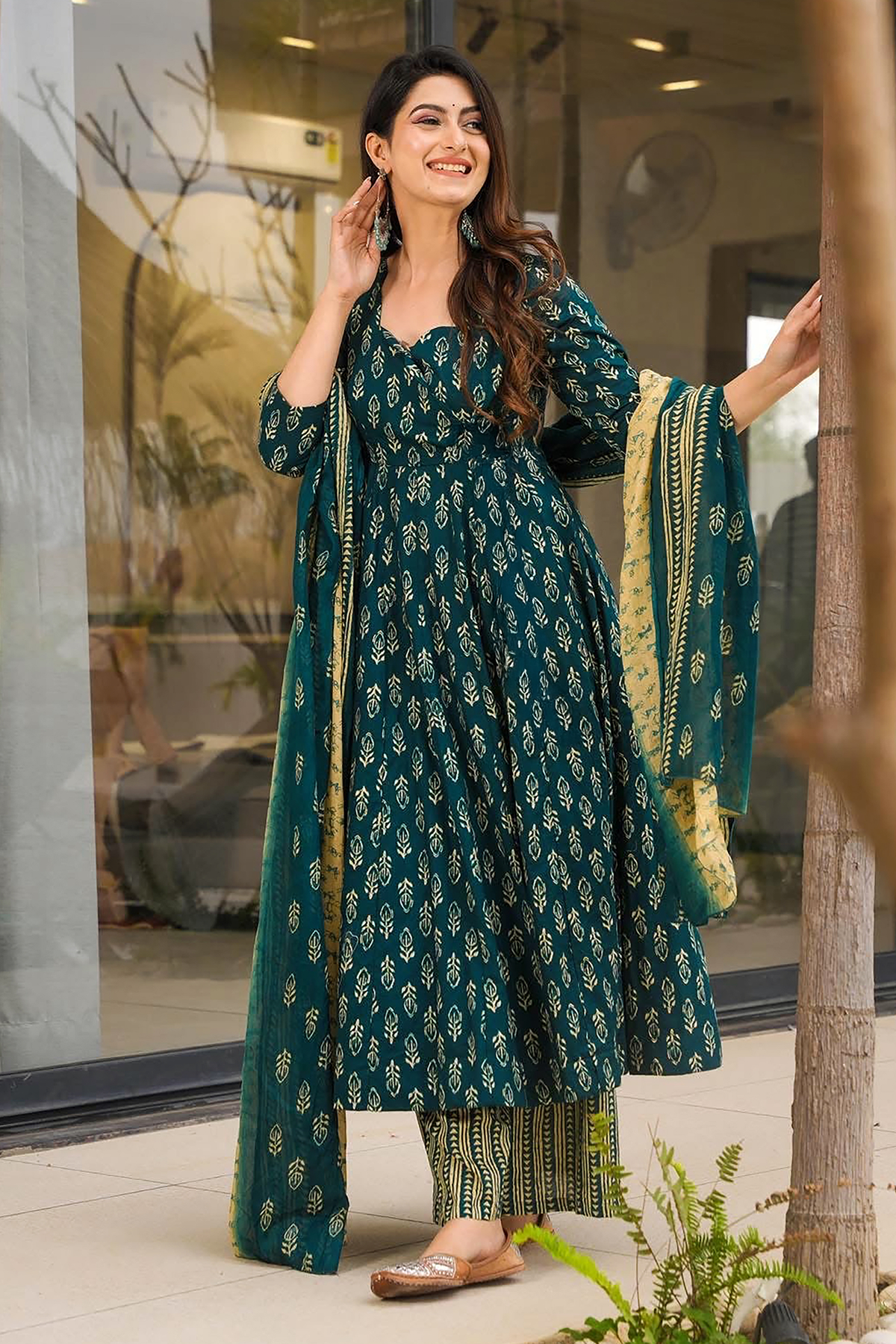 Aegean Blue Sovereign Booti Flared Maslin Silk Gown Set