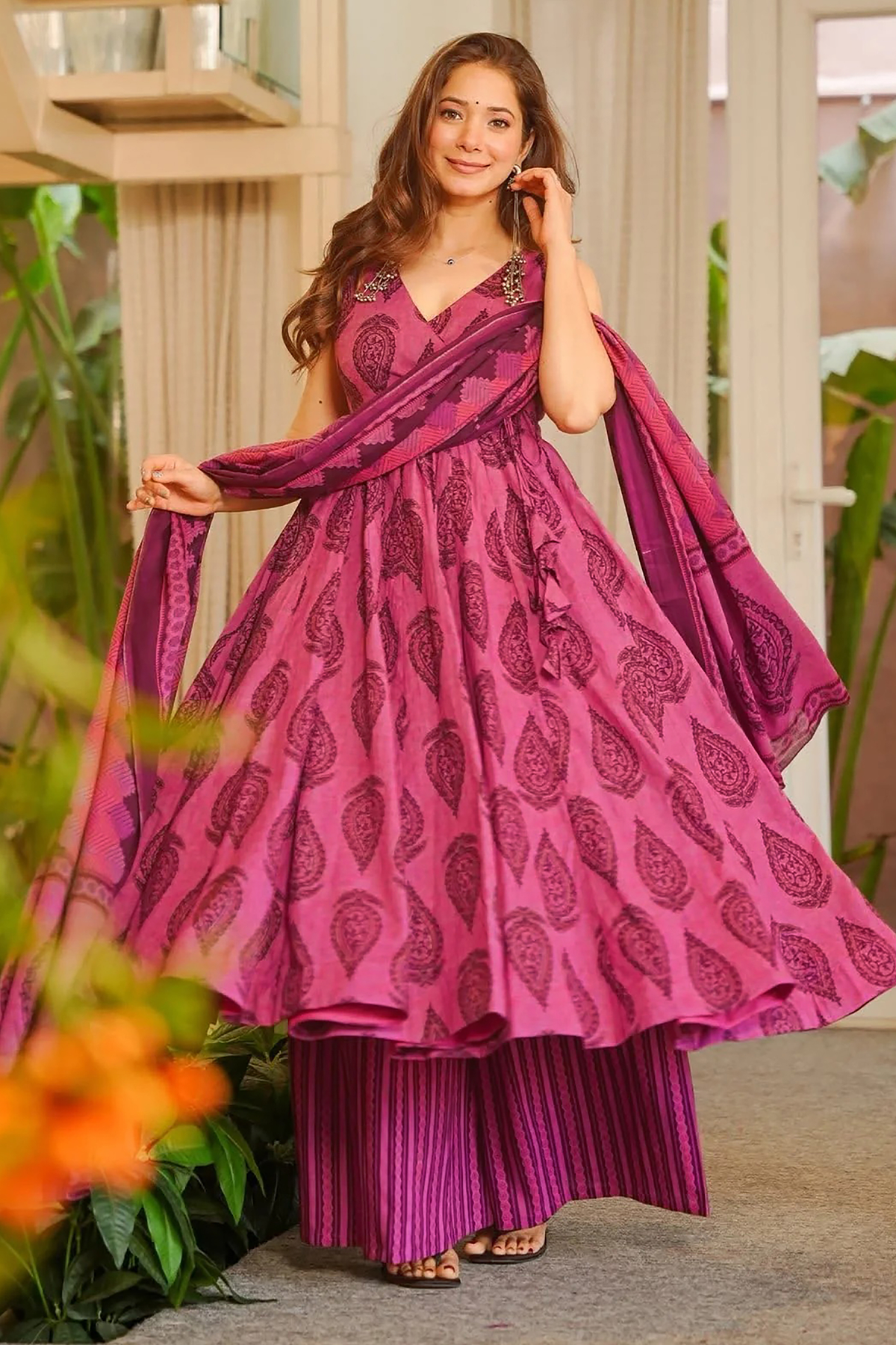 Berry Magenta Paisley Motif Printed Muslin Floor-Length Suit