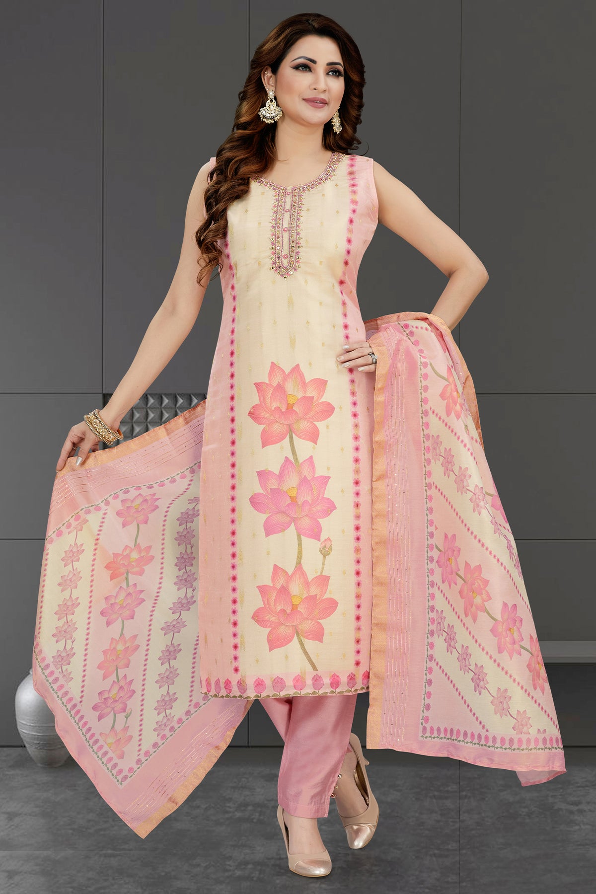 Pink Chanderi Floral Printed Straight Cut Kurti Set