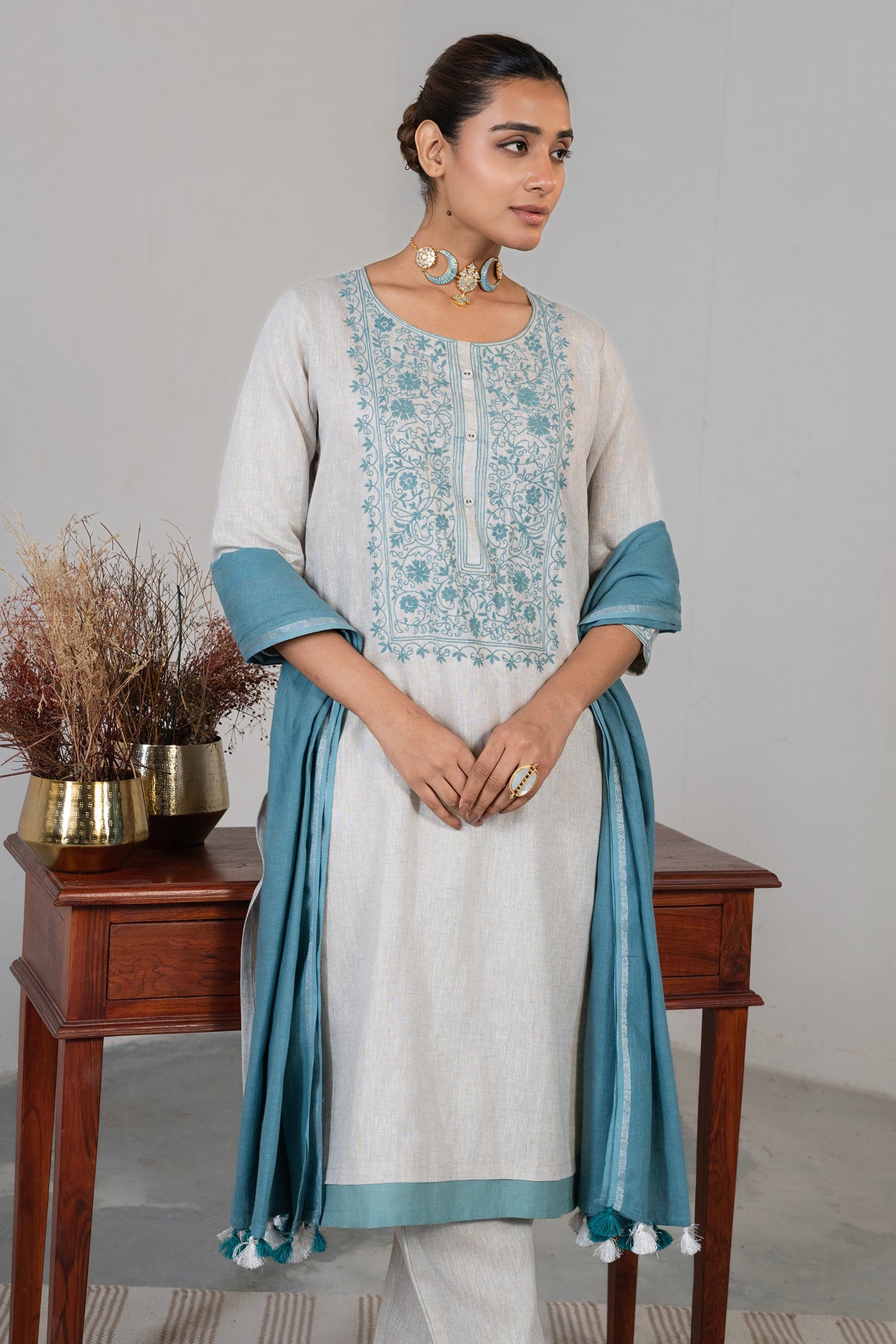 Premium linen fabric texture and neckline details of Off White Kurti Set