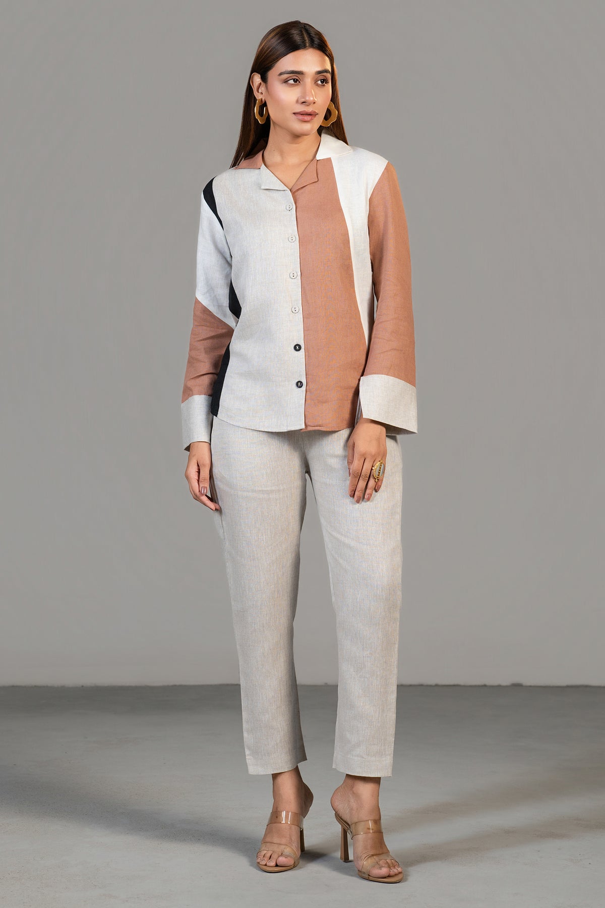 Breathable fabric details of the Multi Colored Linen Shirt Style Tunic with Pant