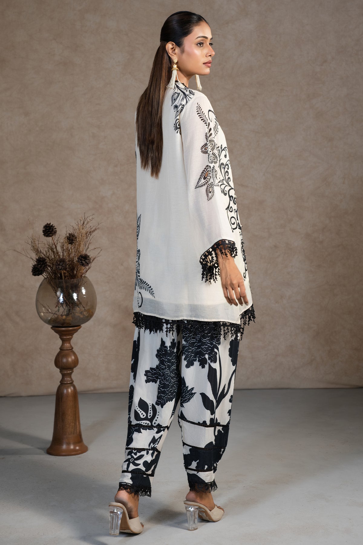 Ivory Cream Linen Floral Printed Co-Ord Set - ivory linen saree