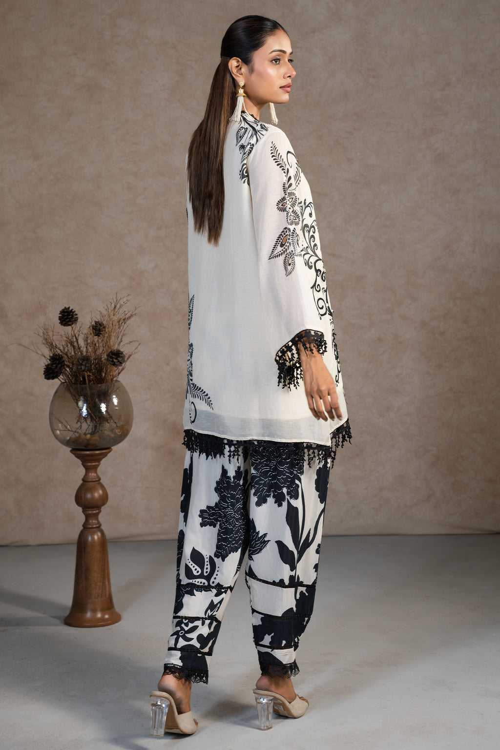 Ivory Cream Linen Floral Printed Co-Ord Set - ivory linen saree