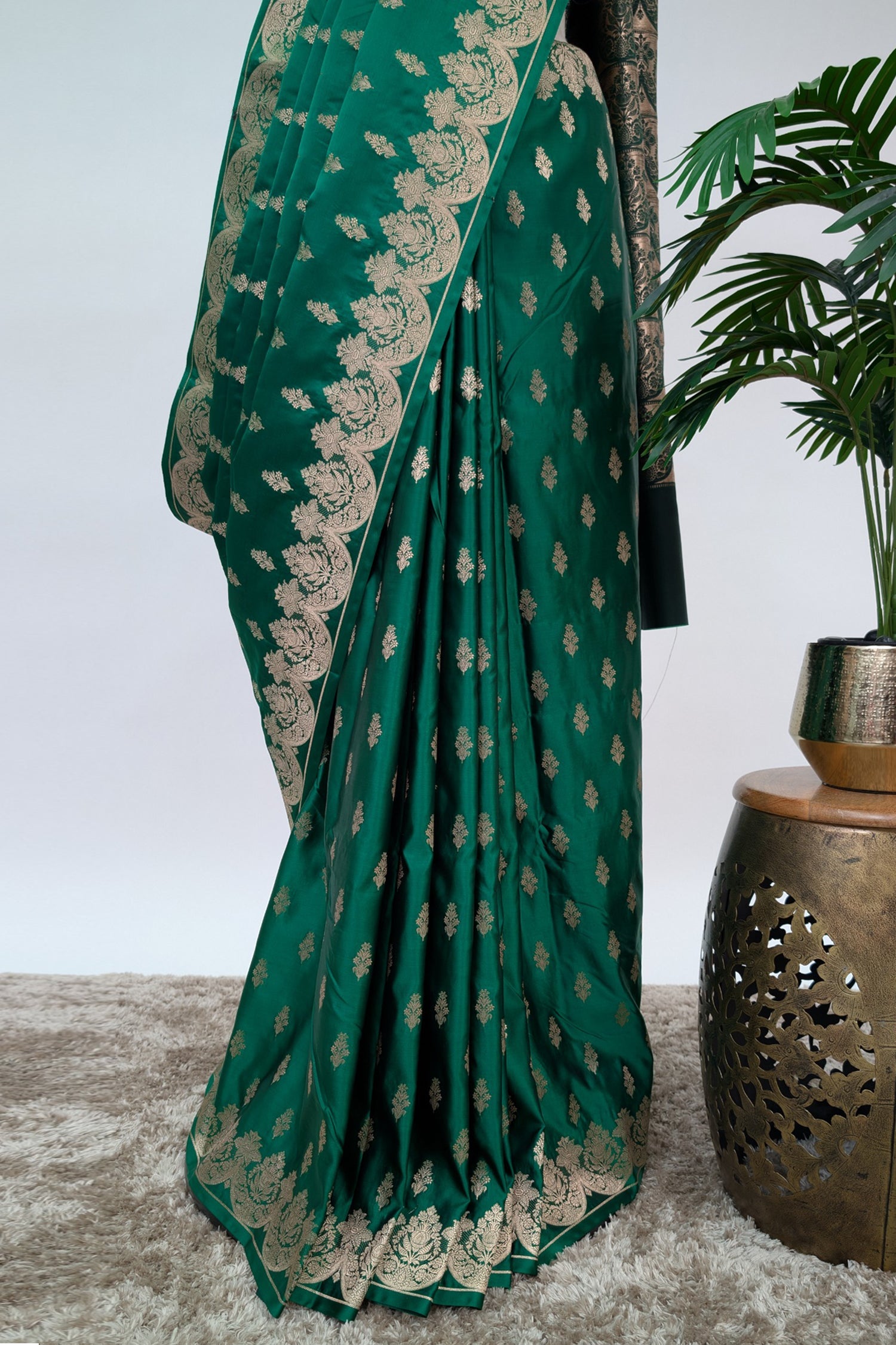 Green Modal Silk Woven Saree with Scallop Border
