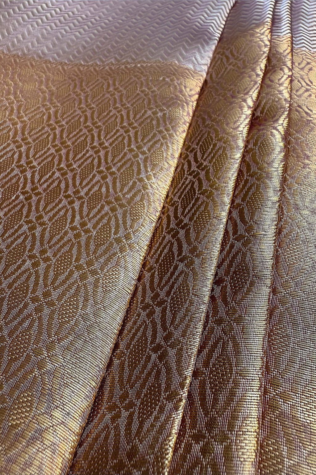 Golden Kanchipuram Tissue Silk Woven Saree - gold silk saree