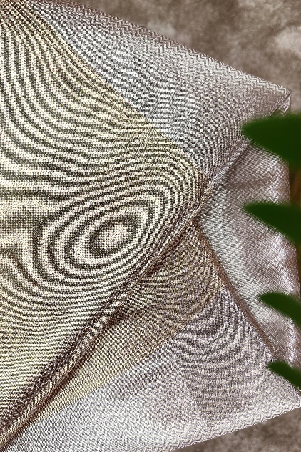 Golden Kanchipuram Tissue Silk Woven Saree - gold silk saree