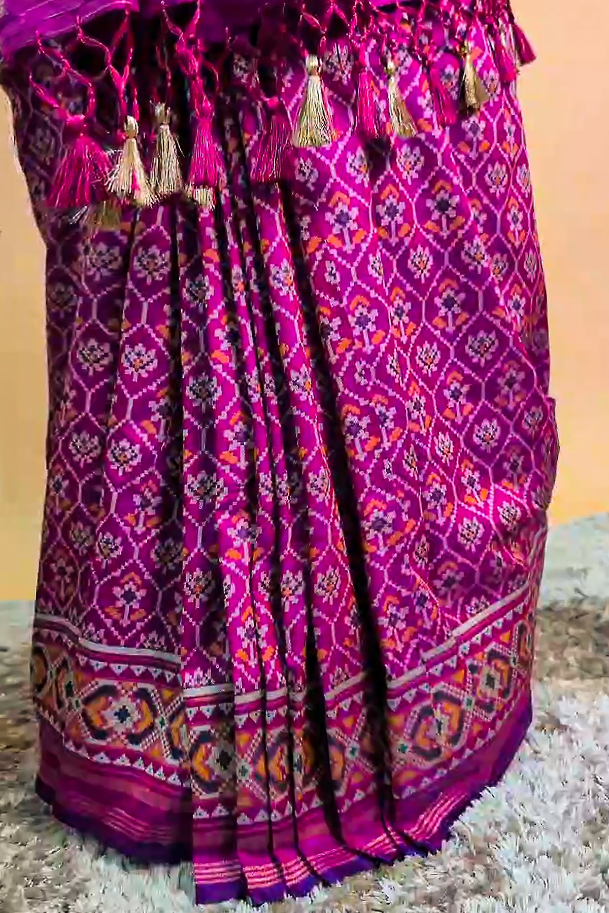 Magenta Art Silk Patola Saree - magenta silk saree patola