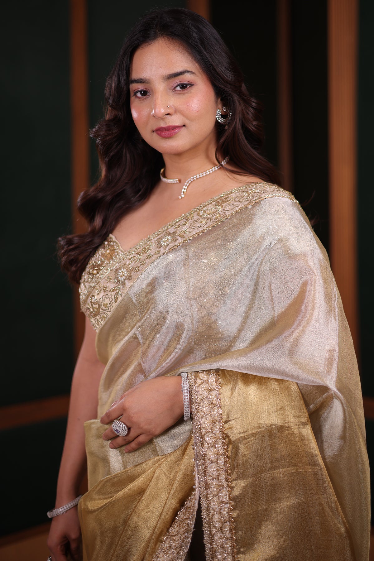 Dual-Tone Silver Golden Tissue Saree Featuring Intricate Handwork Lace Border With Coordinated Heavy Blouse