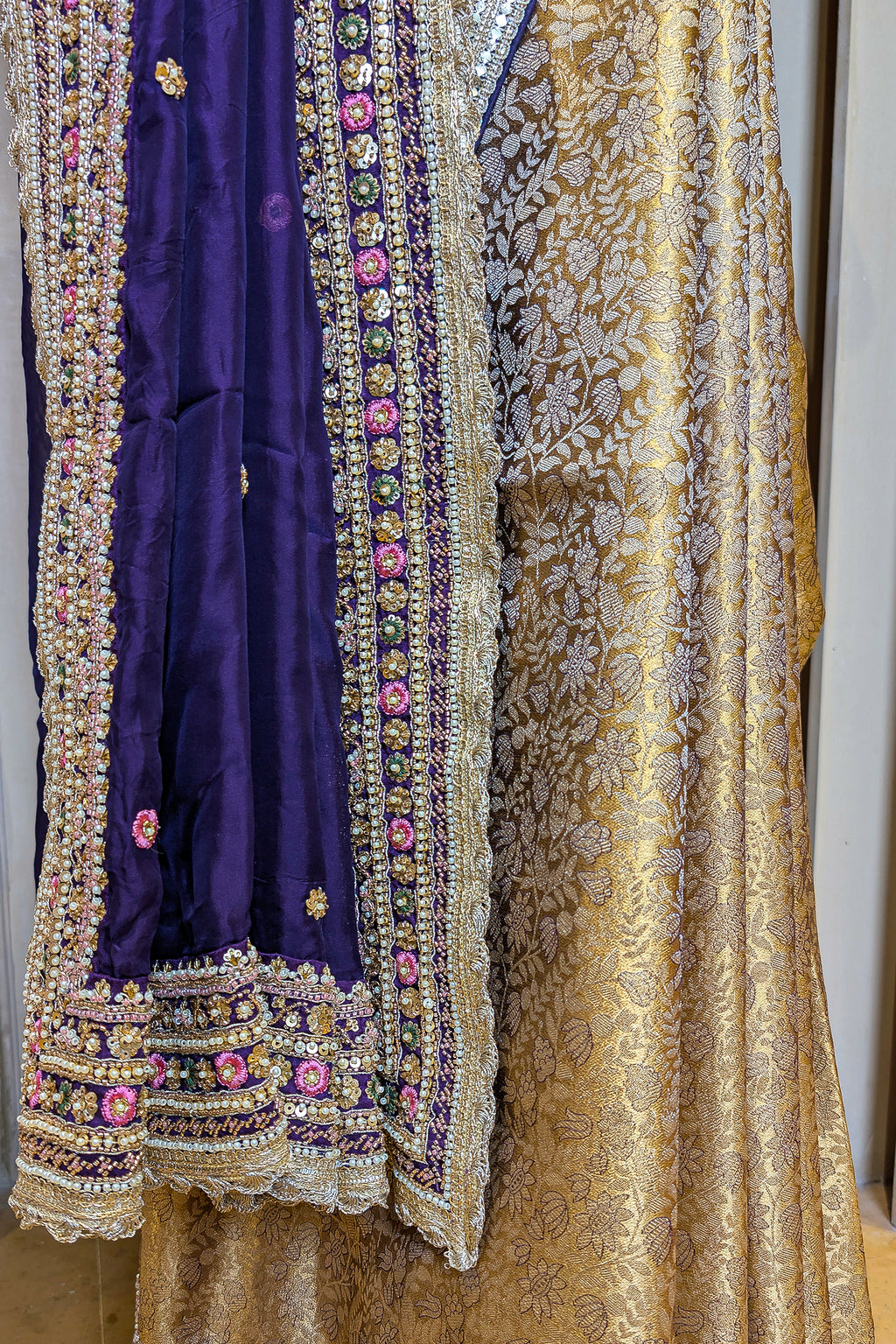 Golden Tissue Traditional Weaving Saree with Handwork Border and Dupatta