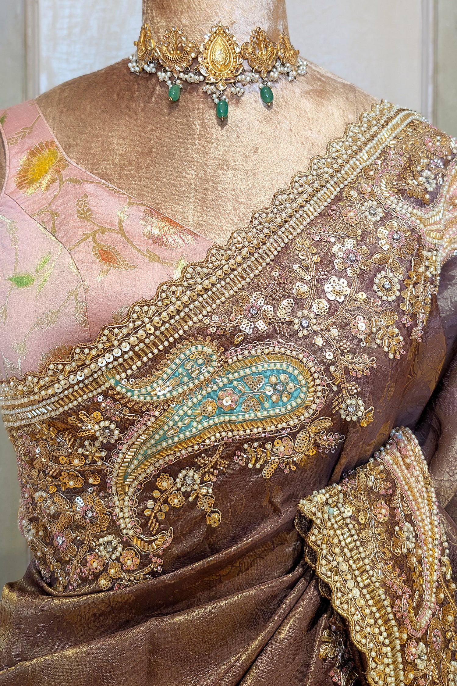 Muave Tissue Floral Woven Saree with Handwork Paisaley Motif Border