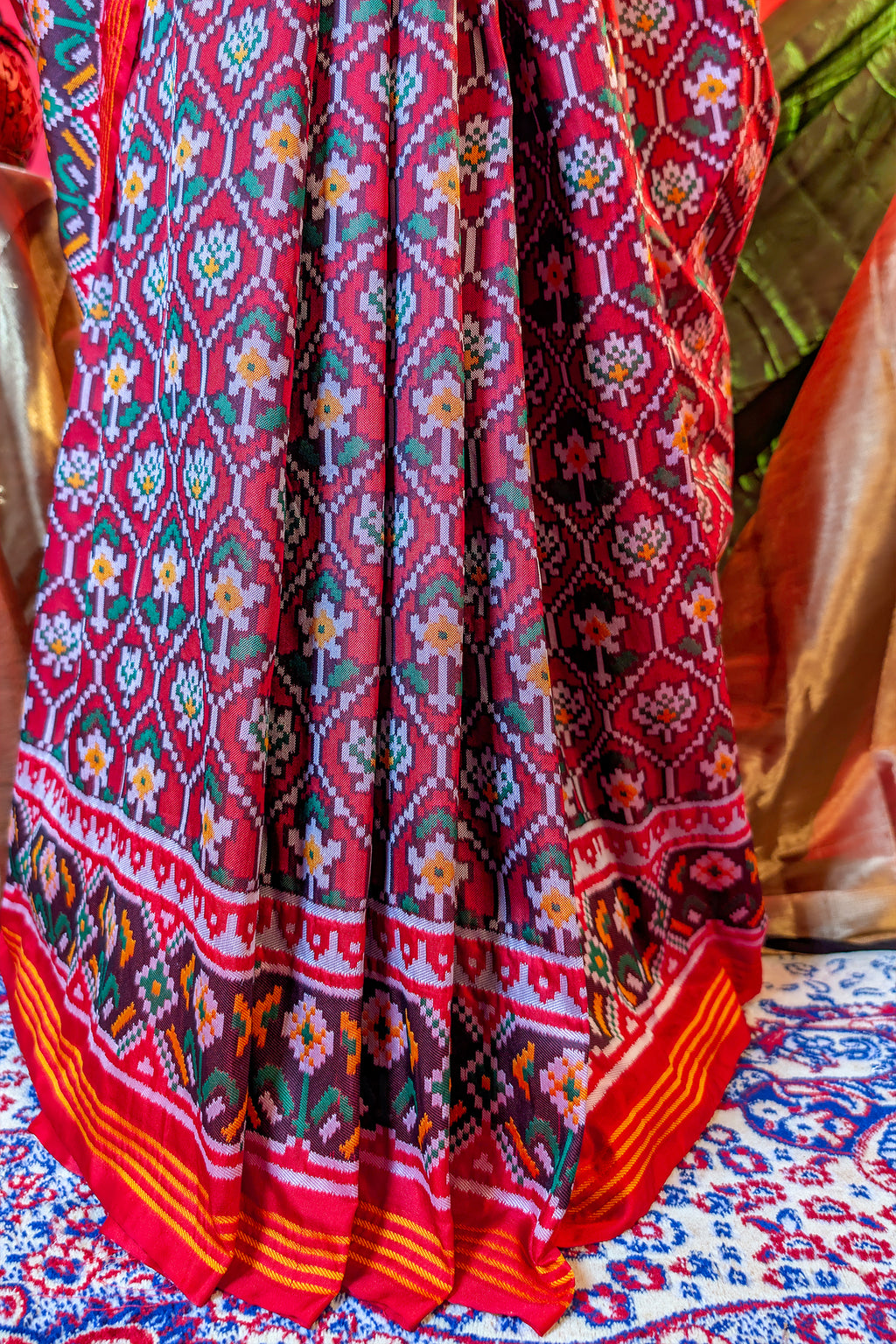 Maroon Art Silk Traditional Woven Patola Saree