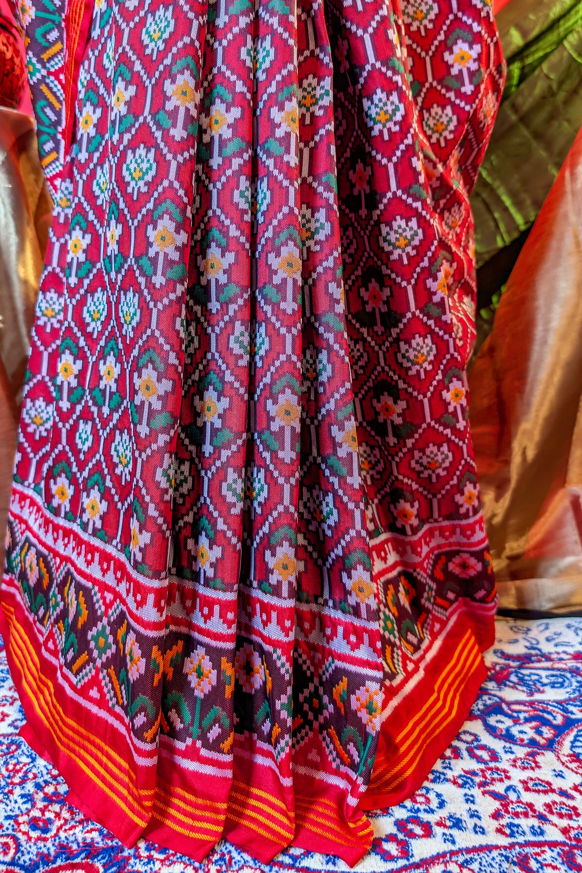 Maroon Art Silk Traditional Woven Patola Saree