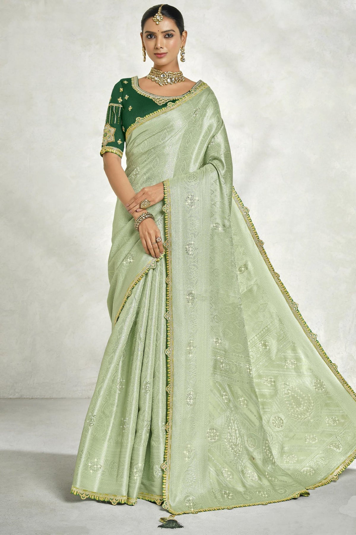 Silk Saree with Weaving