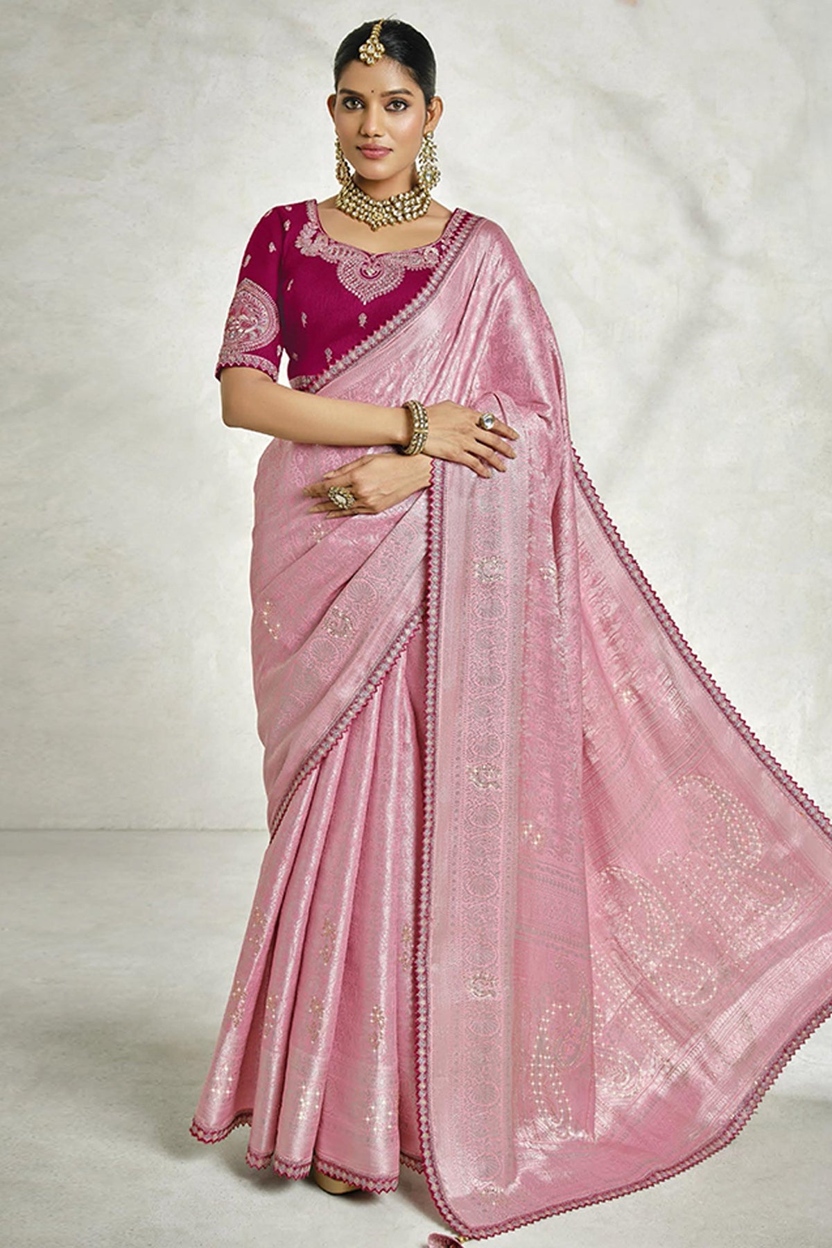 Silk Saree with Weaving
