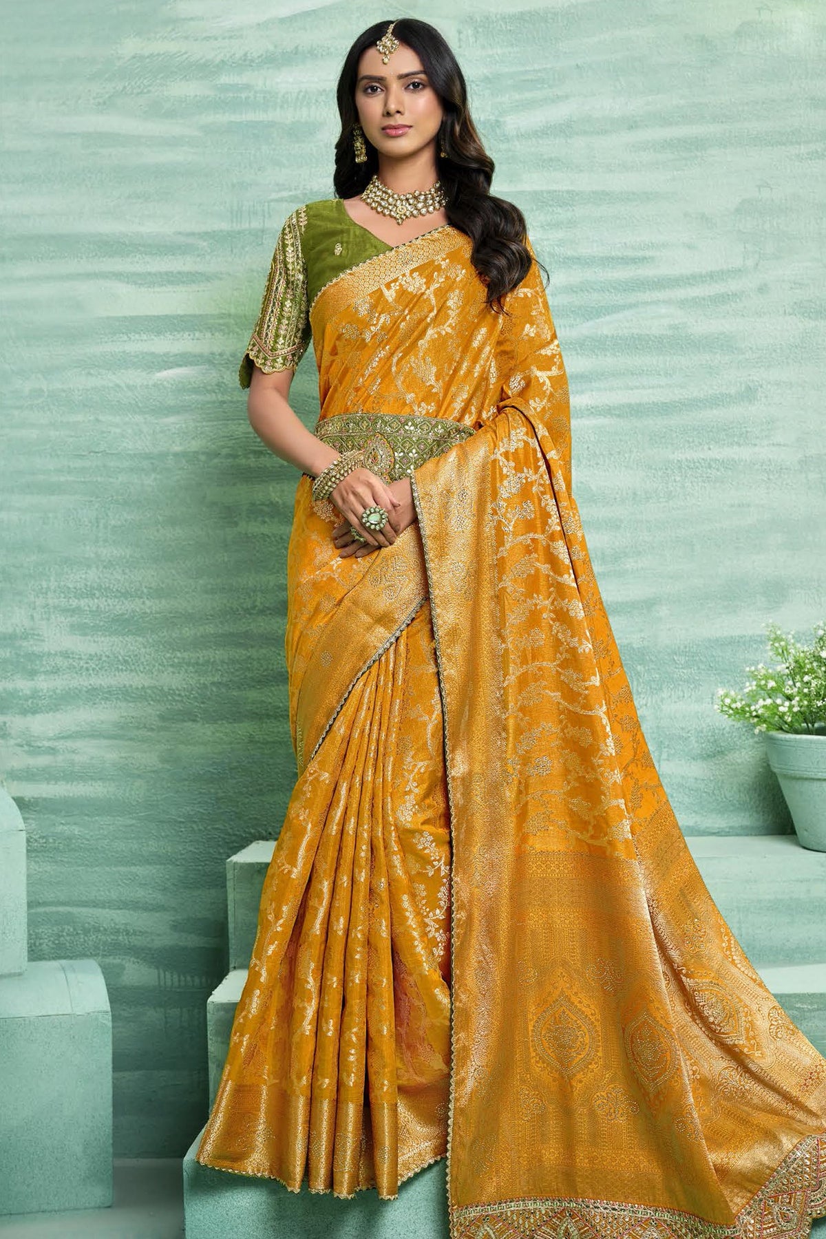 Silk Saree with Weaving
