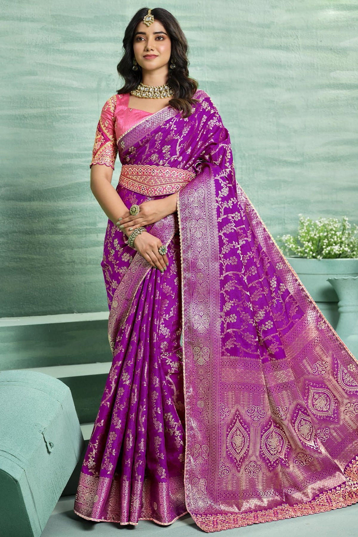 Silk Saree with Weaving