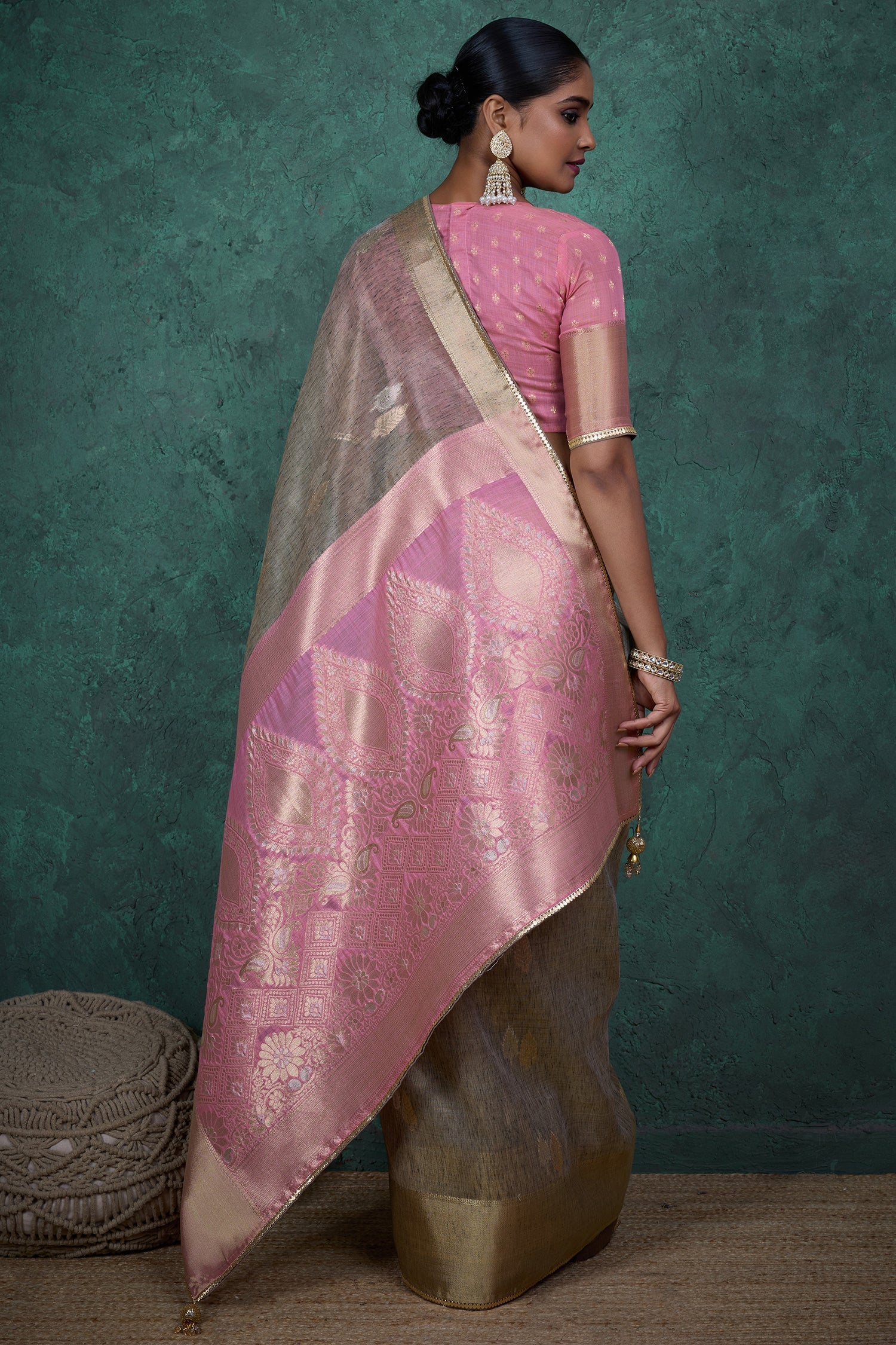 Grey Linen Weaving Saree with Contrast Pallu