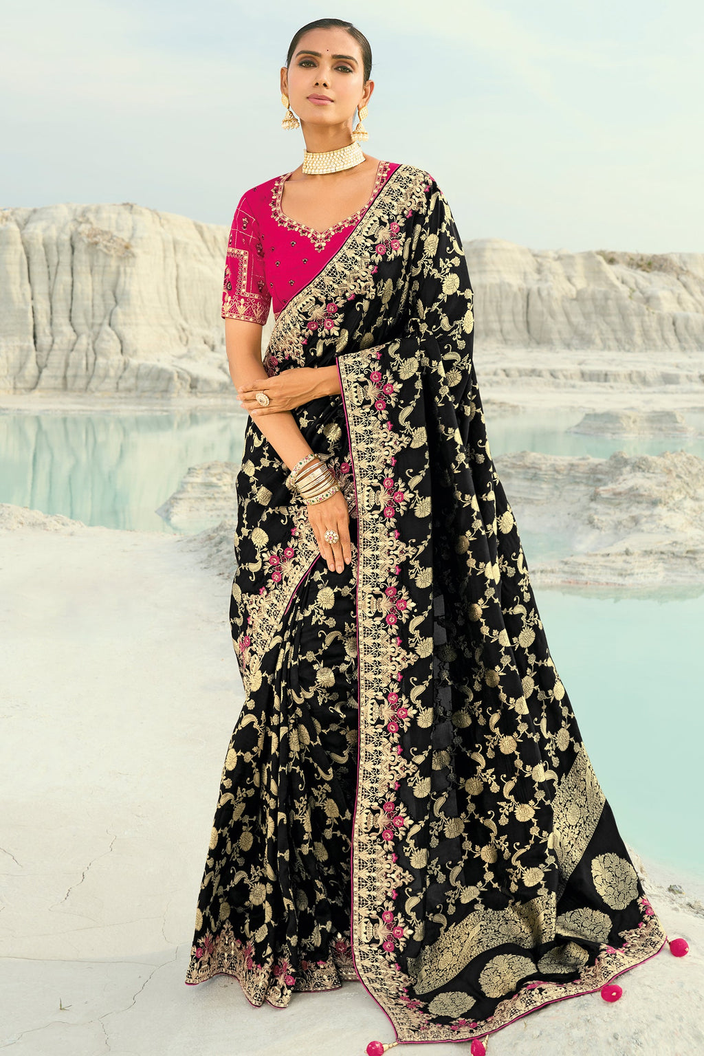 Black Viscose Woven Saree with Embroidery Border - black viscose saree embroidery