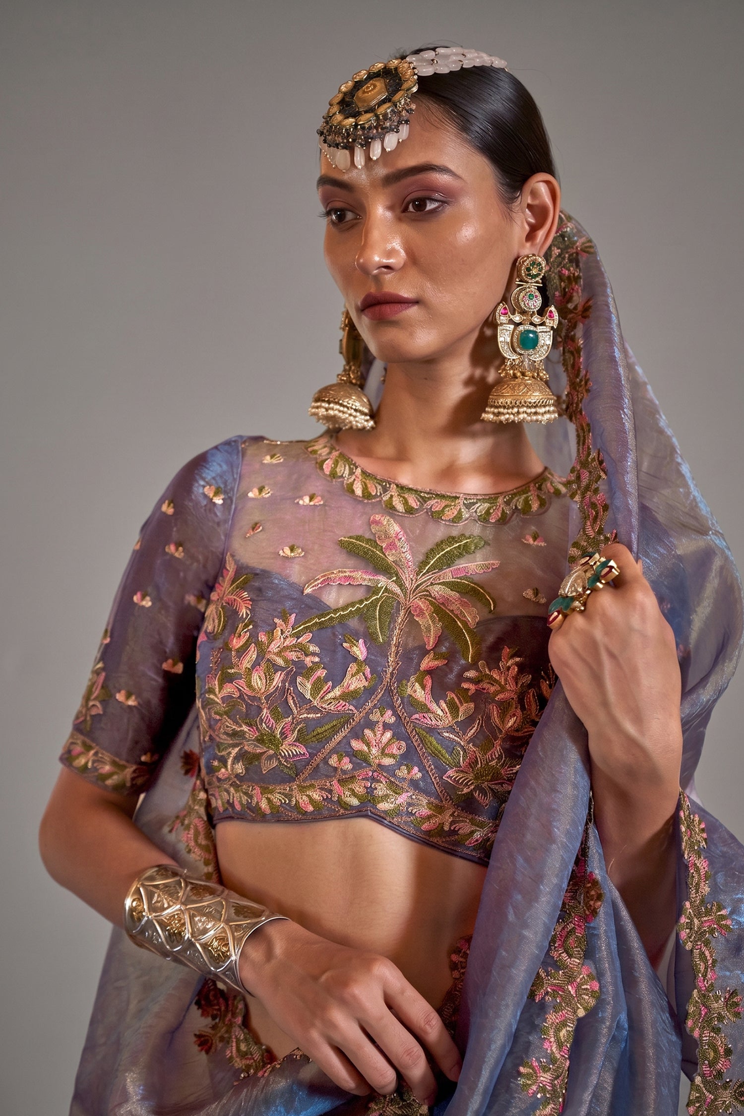 Periwinkle Blue Tissue Saree with Floral Embroidery and Scalloped Border Secondary image