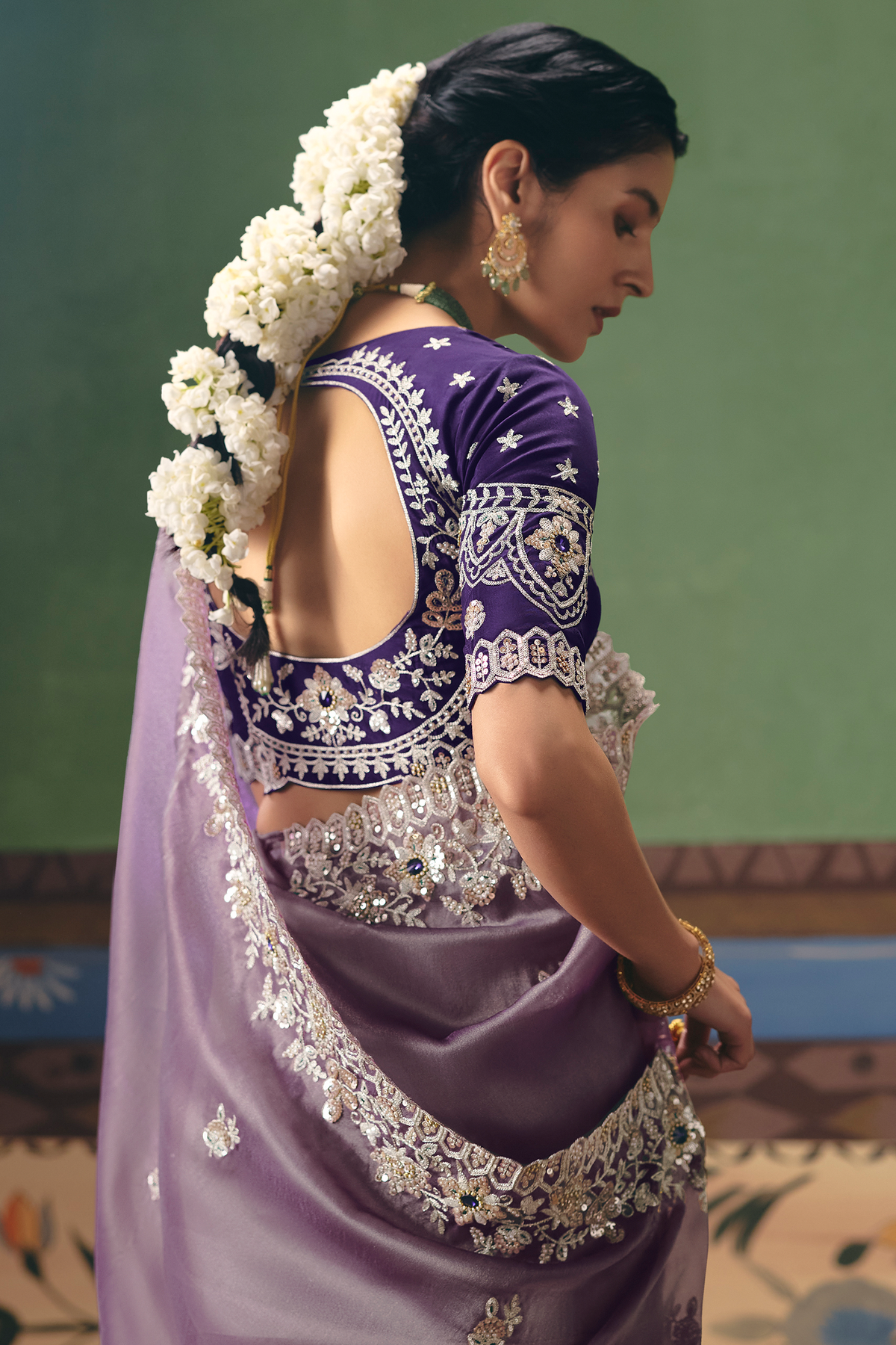 Lavender Mauve Organza Saree In Scallop Border