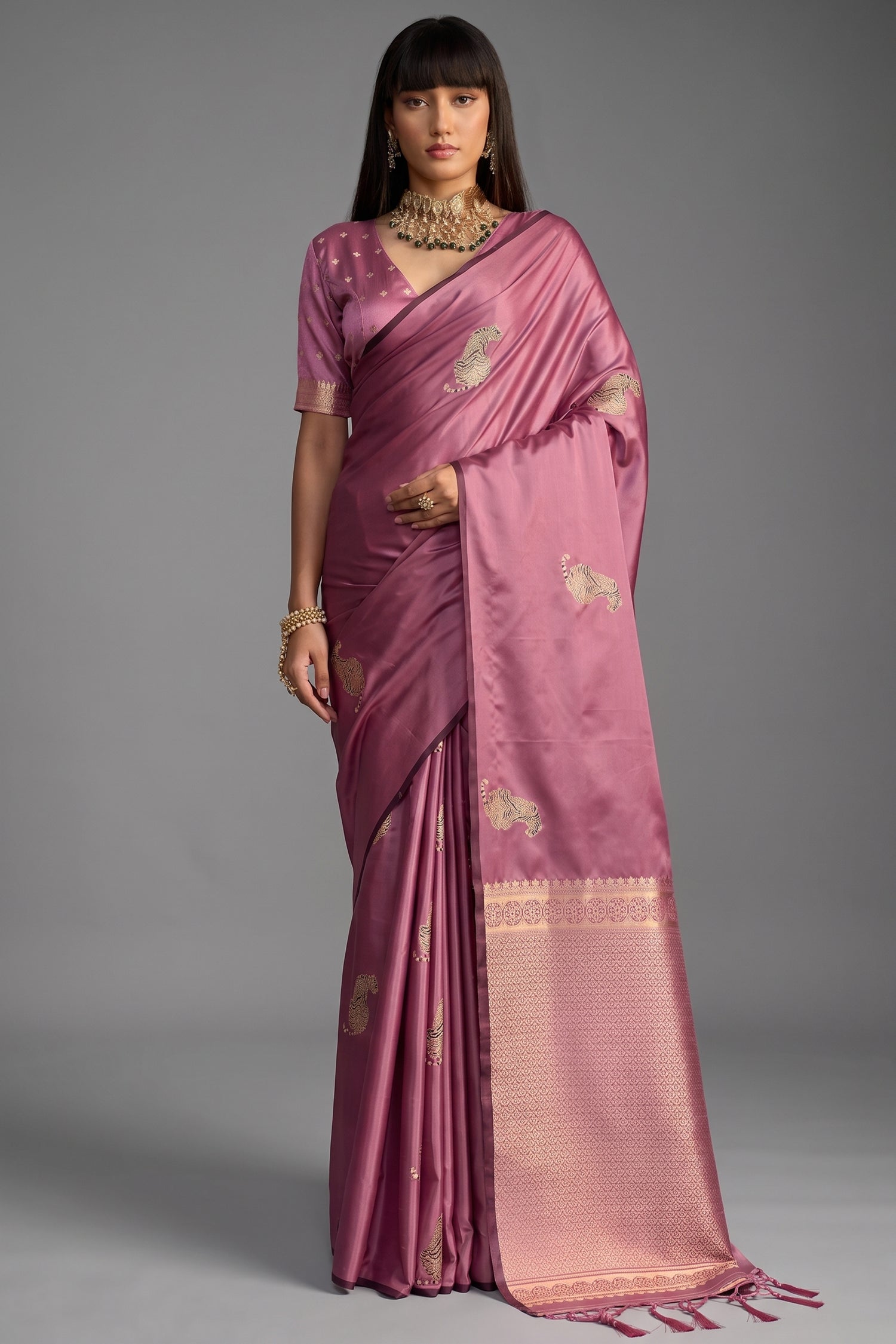Pastel Lavender Lilac Satin Silk Saree with Metallic Tiger Weaves And Geometric Zari Border Main image