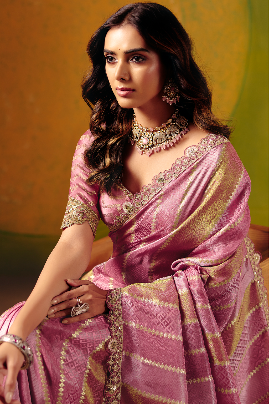 Dusty Mauve Lavender Striped Two Tone Jacquard Silk Saree with Showcasing Metallic Weaving