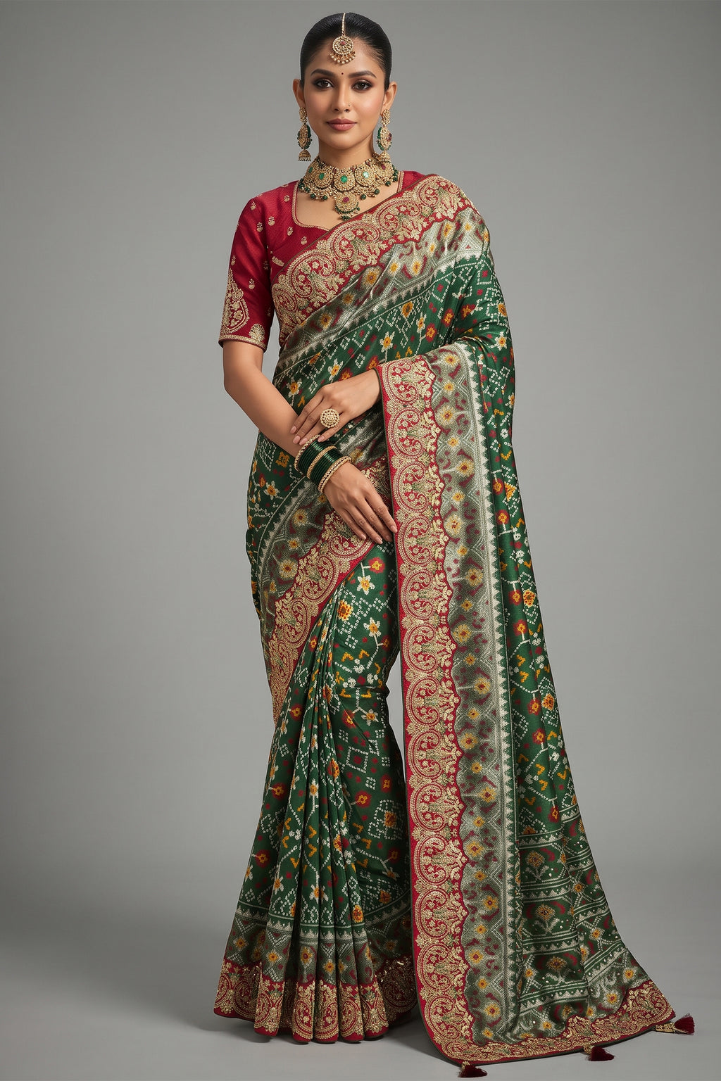 Dark Green Silk Traditional Woven Saree with Embroidered Border