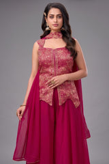 Close up of Rani Pink Brocade Silk Kurta showing Gold Woven Trellis and Cutdana Details
