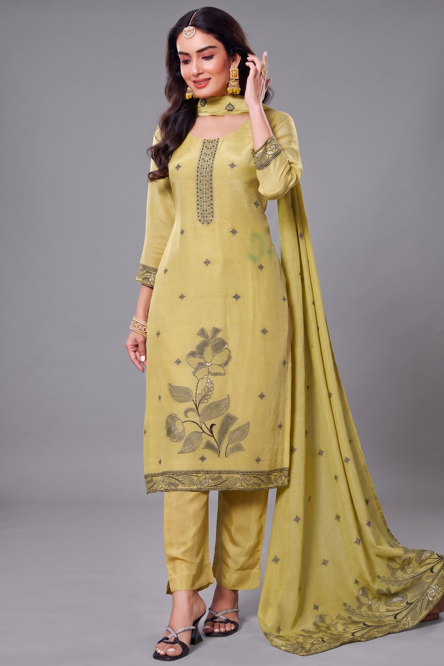 Green Tissue Jacquard Woven Straight Cut Suit with Geometric Pattern Neckline