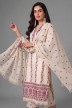 Close up embroidery on Off White Cotton Embroidered Straight Cut Suit