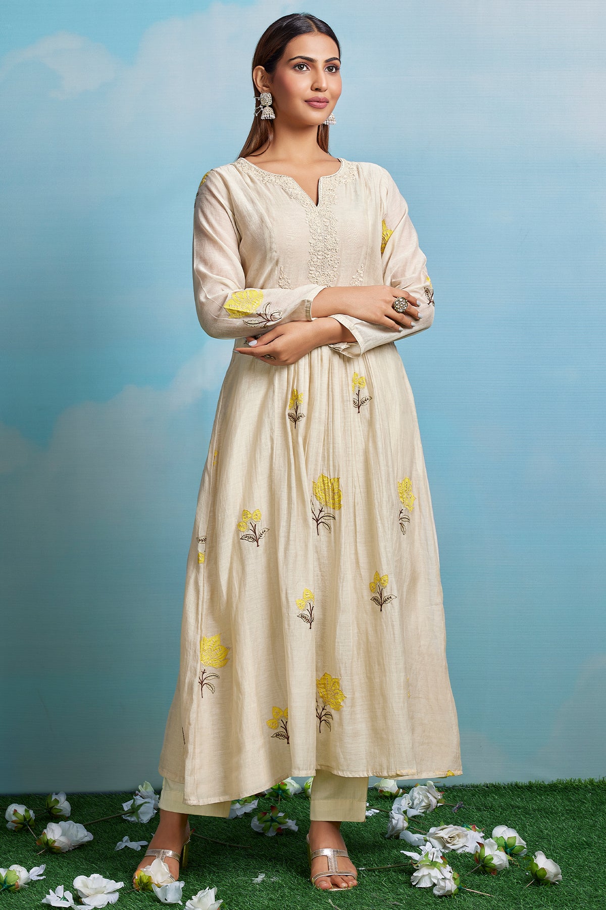 Ivory Cream Cotton Mul Floral Motif Kurta Set