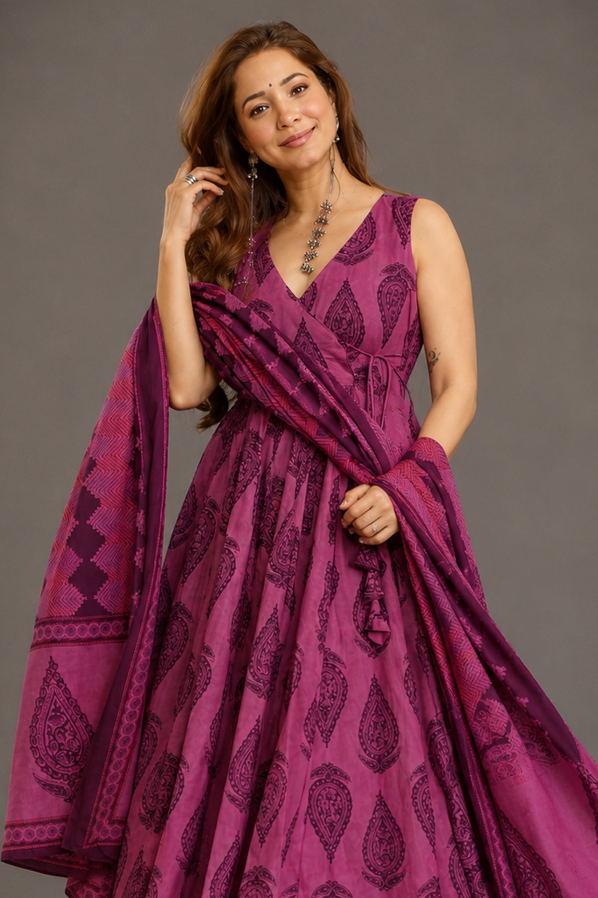 Berry Magenta Paisley Motif Printed Muslin Floor-Length Suit