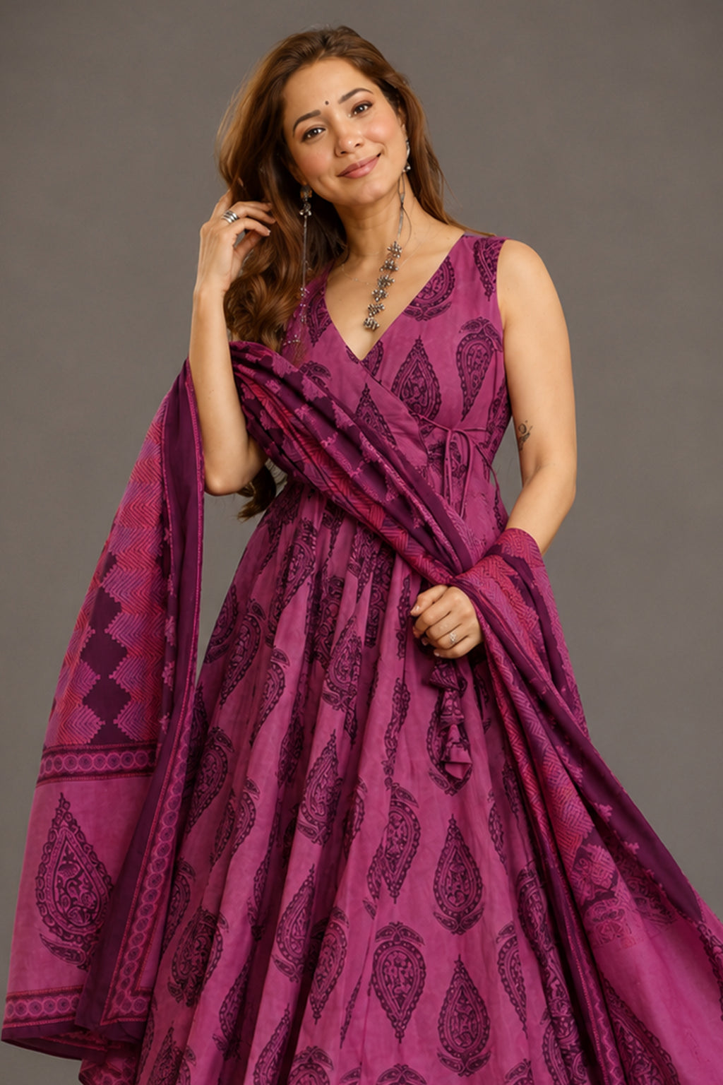 Berry Magenta Paisley Motif Printed Muslin Floor-Length Suit