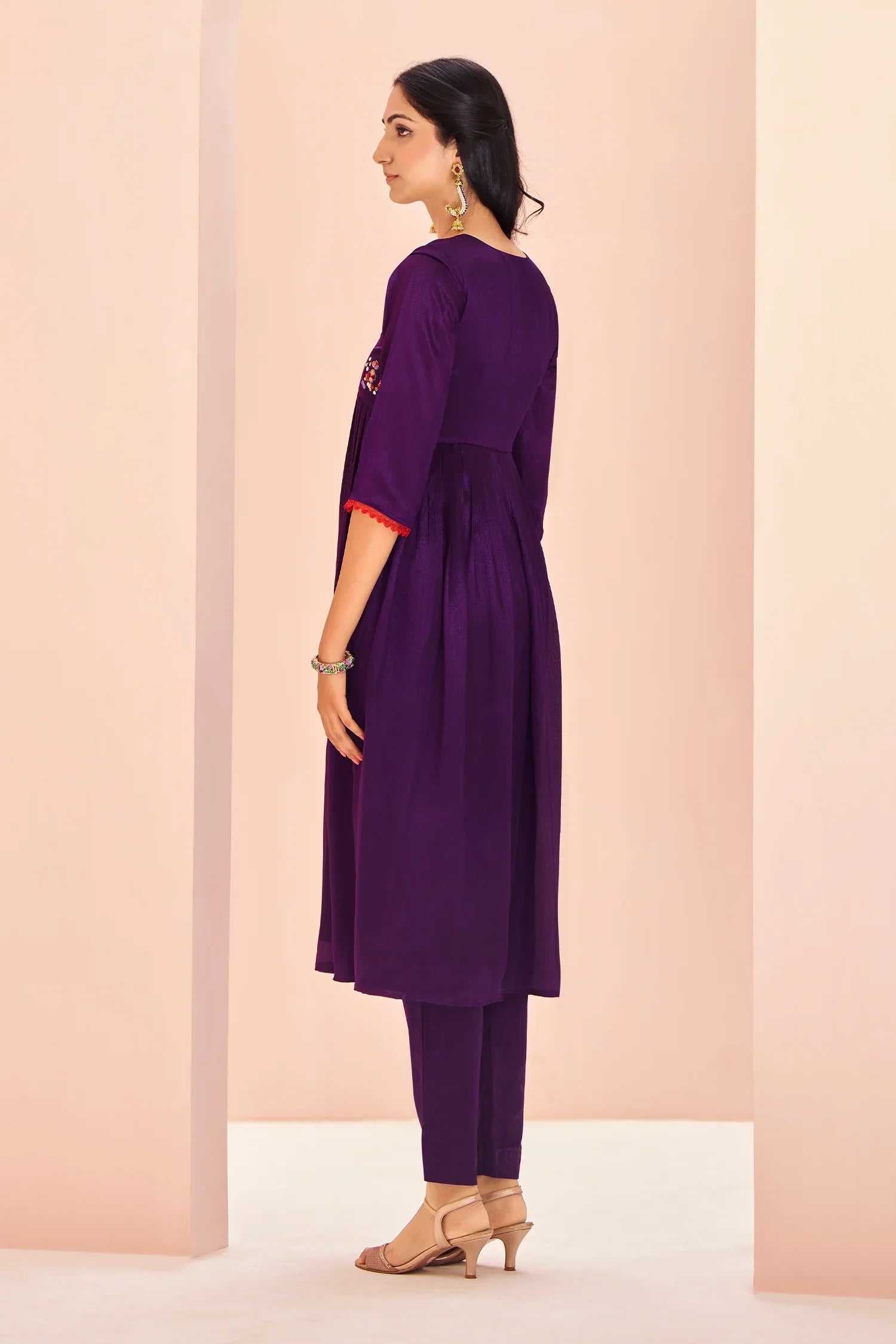 Purple Chinon V Neck Floral Motifs Kurti with Pant - purple saree