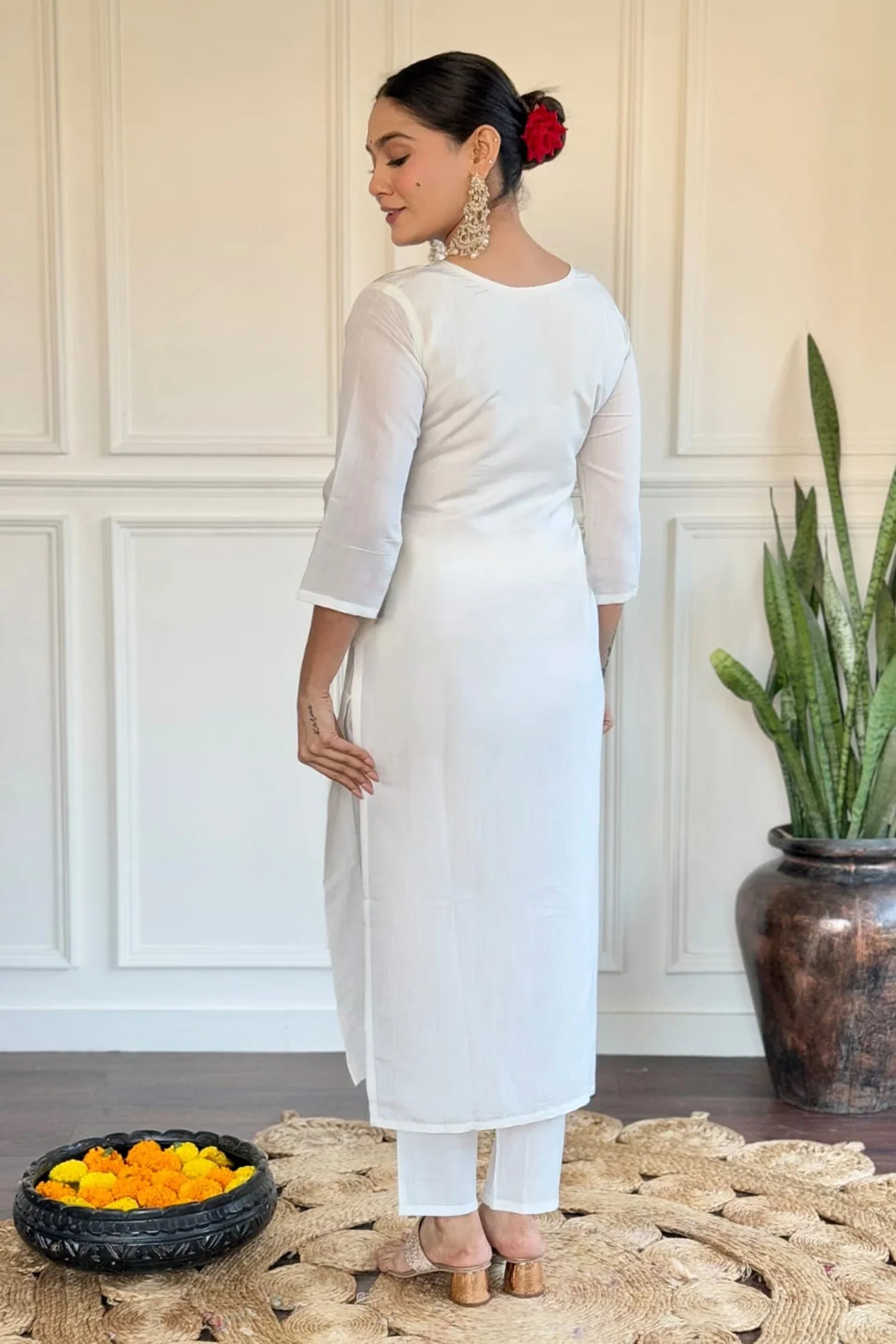 Off White Chanderi Embroidered Kurti Set